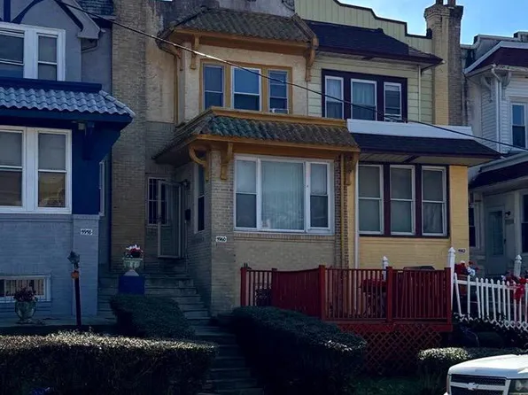 5960 Warrington Ave, Philadelphia, PA 19143
