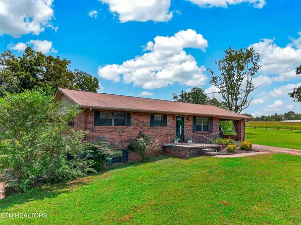 2082 Highway 25 #70, Dandridge, TN 37725