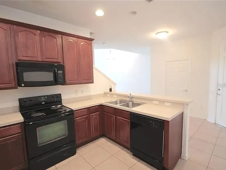 1682 Shallcross Ave — Photo 5