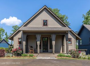 92 Old Jay Rd, Eclectic, AL 36024