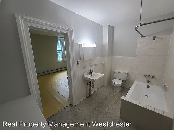 5th image of 131 S Broadway APT 4