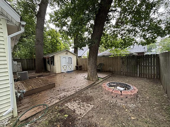 3rd image of 320 Fairfield Ave