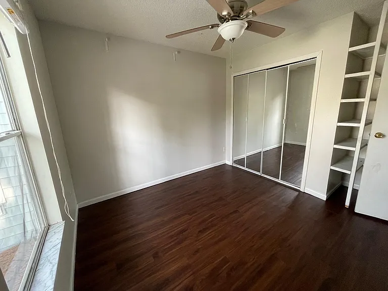495 Green Spring Cir — Photo 10