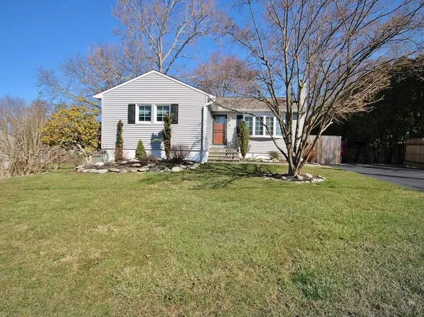 10 Marlin Road, Brewster, NY 10509