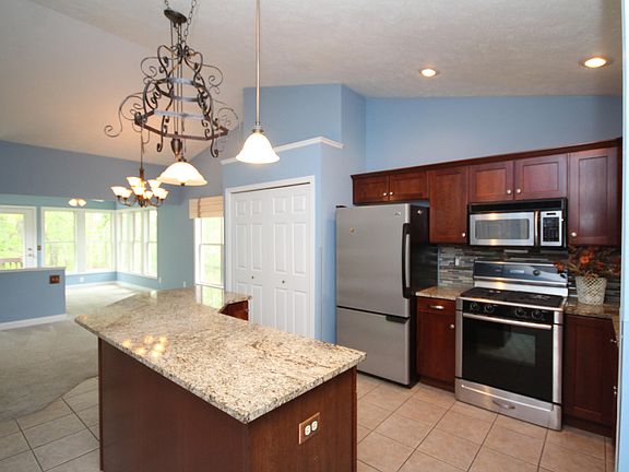 3rd image of 9671 Palmetto Ct #80