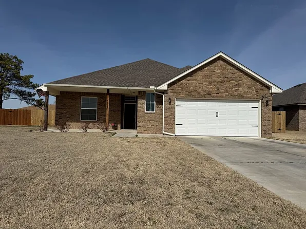 4622 Sandhill Dr, Enid, OK 73703