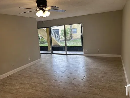 7633 Dolonita Dr — Photo 10