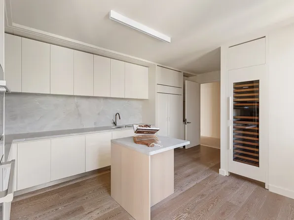 77 Greenwich Street image 8 of 19