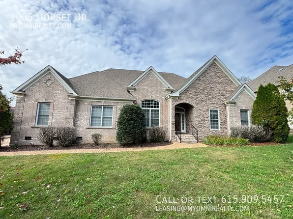 1005 Dorset Dr, Hendersonville, TN 37075