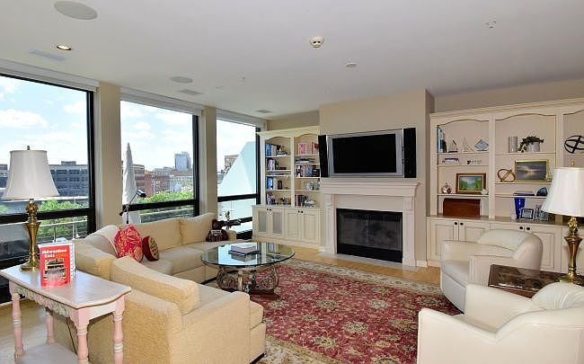 1st image of 311 E Erie St
