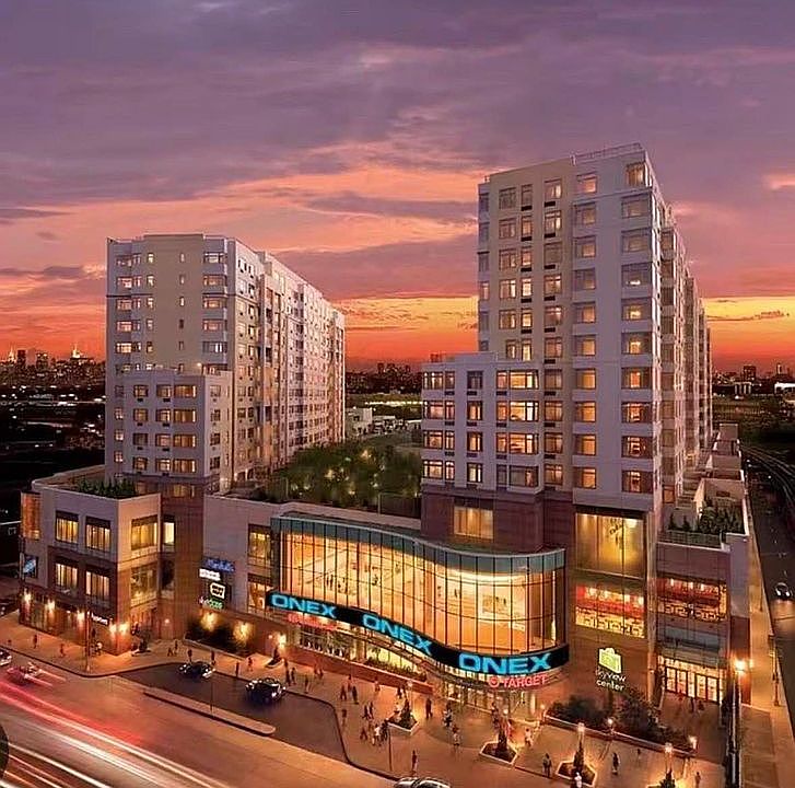 1st image of 40 26 College Point Blvd #18D