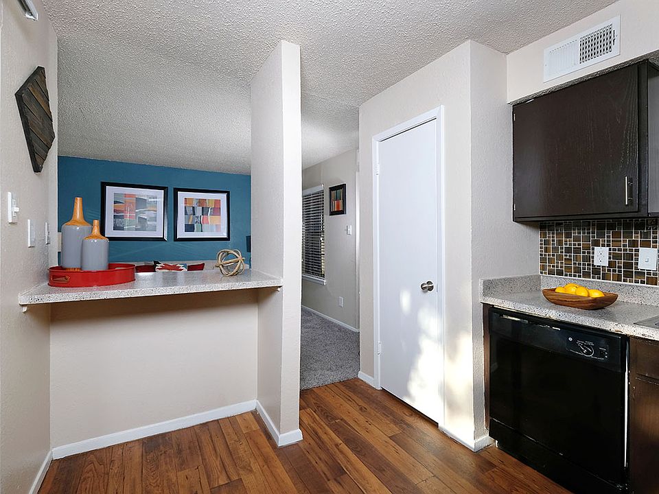 1st image of 812 Brown Blvd #205