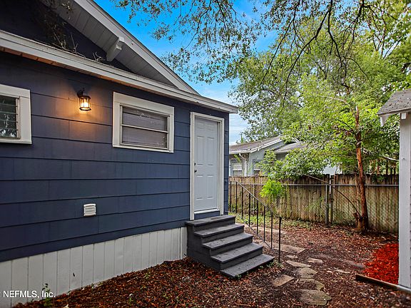 3rd image of 312 W 25 Street