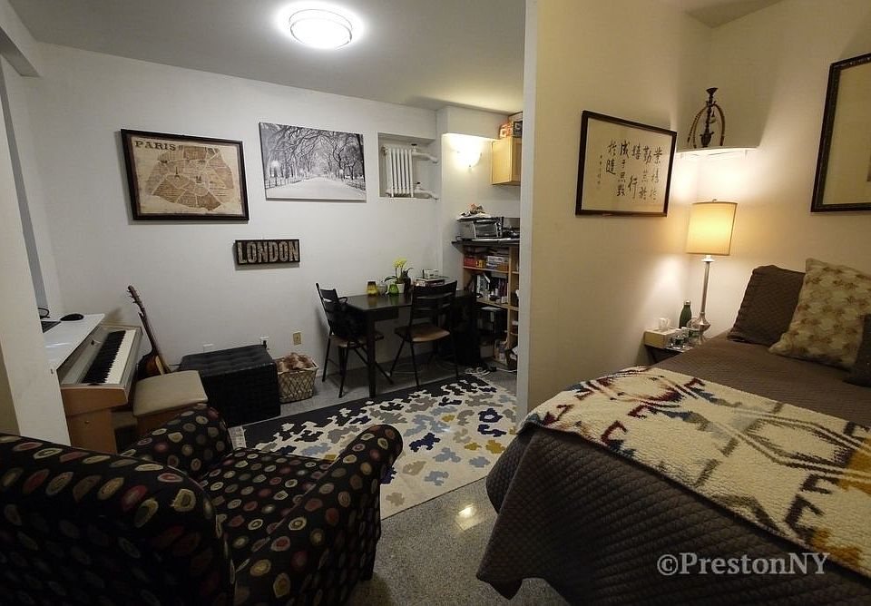 1st image of 244 Waverly Pl APT 1B