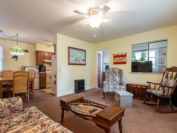 5th image of 9B Swift Cir #B