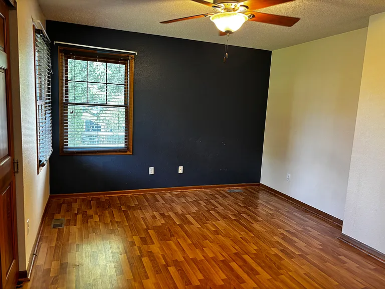 1751 Eaglecrest Rd — Photo 12