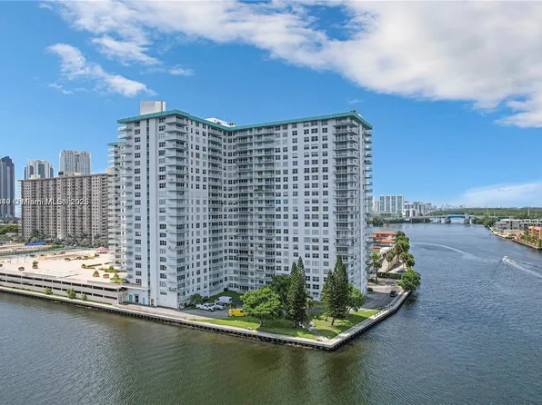 301 174th St APT 408, Sunny Isles Beach, FL 33160