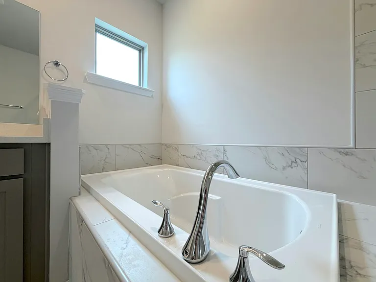 131 Clift Creek Dr — Photo 23
