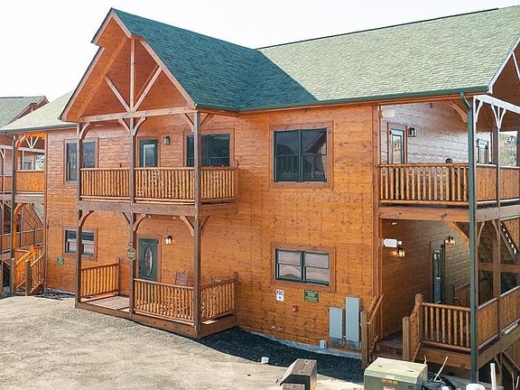 3rd image of 778 Park Vista Way