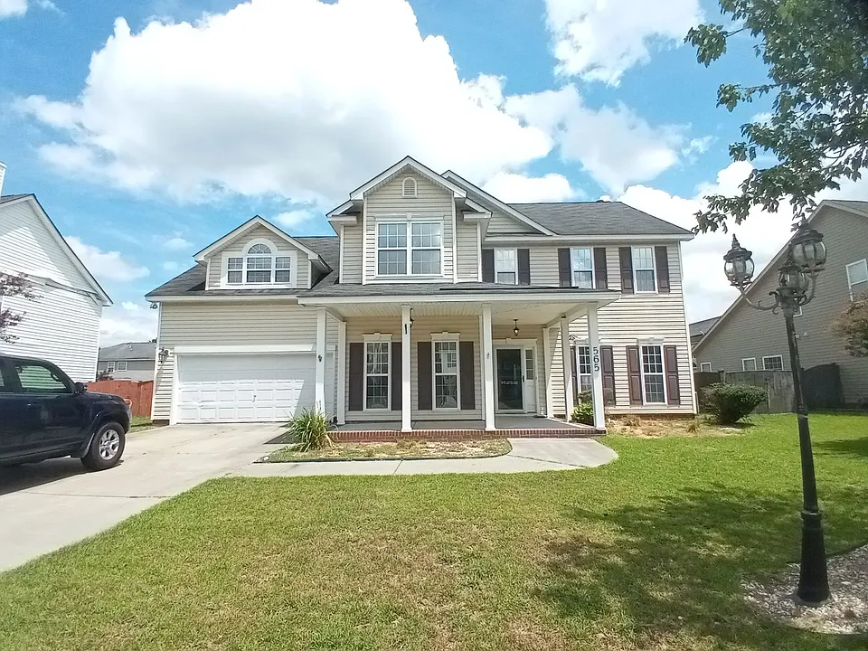 565 Batty Way