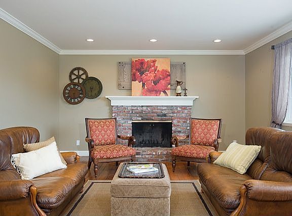 4th image of 803 Bonde Ct