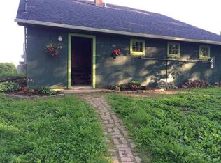 29 Long Meadow Dr, West Gardiner, ME 04345