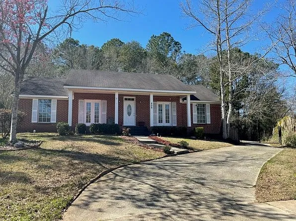 408 Lakeview Dr W, Mobile, AL 36695