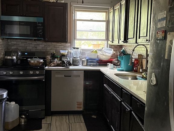 5th image of 1024 Randolph Ave