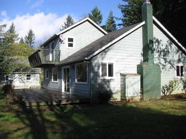 8750 SE Walnut Dr photo 1