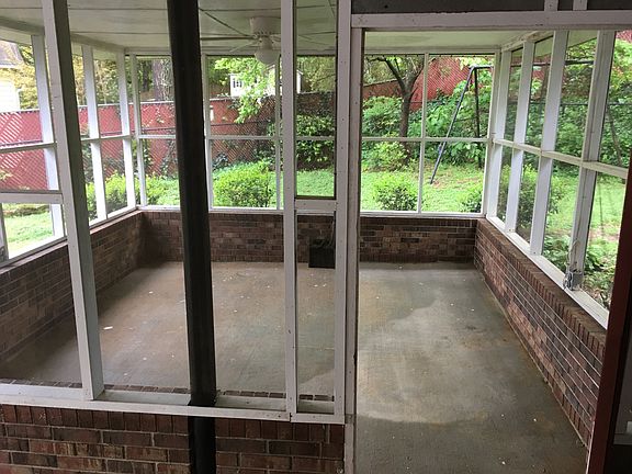 Screened In Back Porch