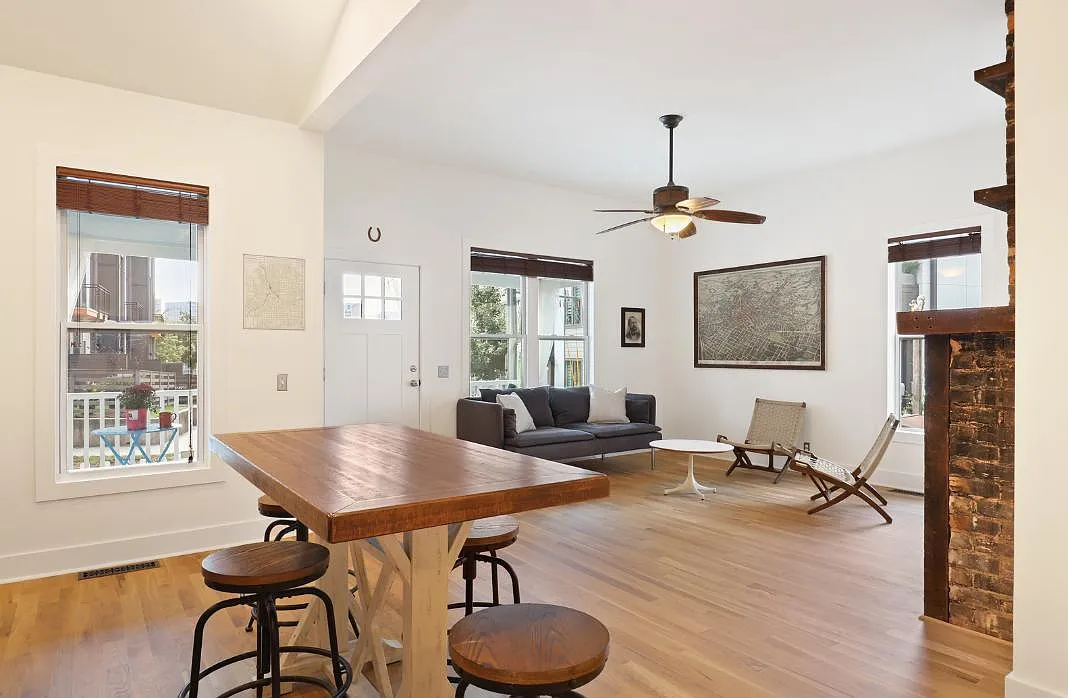 70 Lucy St SE — Photo 4