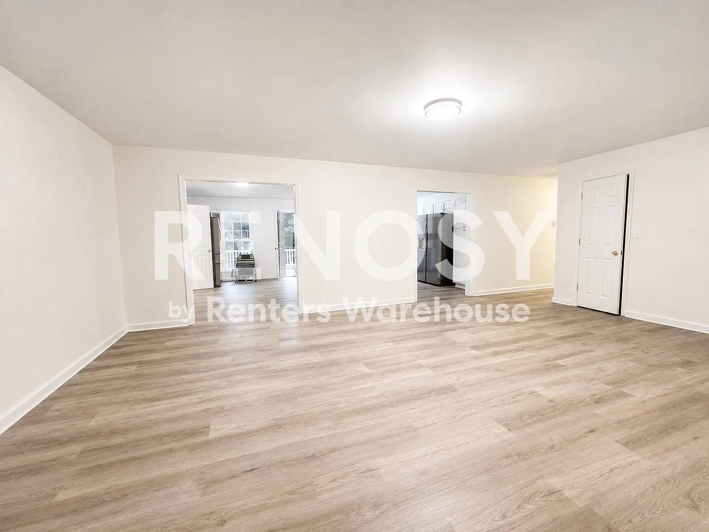 Spacious 5BR/3BA Private Wooded Retreat Near Foxhall Resort & Serenbe — Photo 4