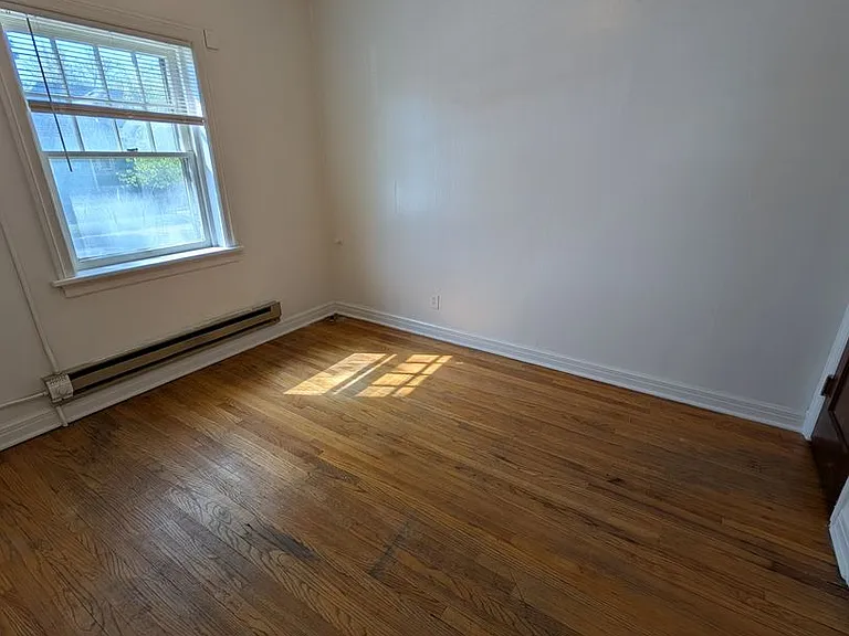 446 W Whitman St — Photo 13