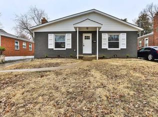 1012 Groby Rd, Saint Louis, MO 63130