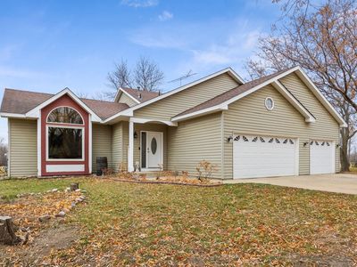 24252 Redwing Ave, New Prague, MN, 56071