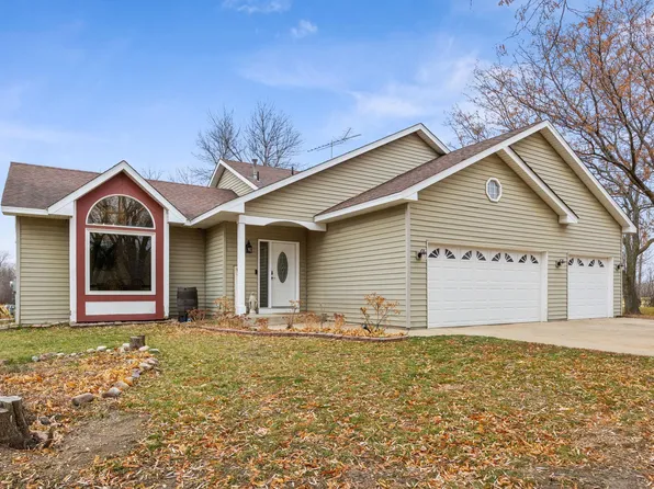 24252 Redwing Ave, New Prague, MN 56071