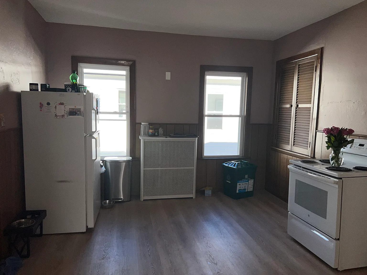 3 bed, 1.0 bath, $2,100 — Photo 3