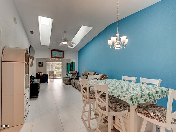 5th image of 2246 Hawks Cove Cir