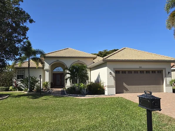 25080 Divot Dr, Bonita Springs, FL 34135