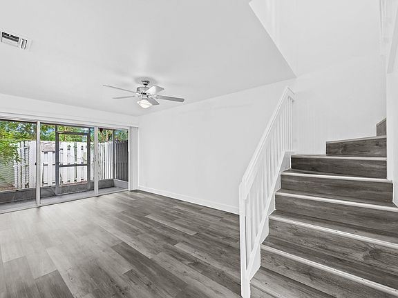 4th image of 822 Crystal Lake Drive #822