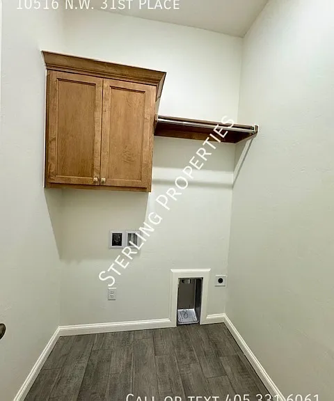 10516 NW 31st Pl — Photo 41