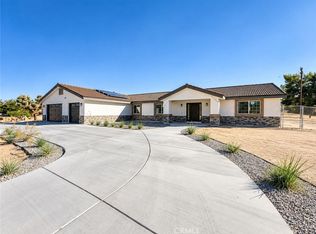 14685 Apple Valley Rd, Apple Valley, CA 92307