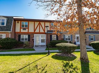 21 Glen Hollow Drive #G30, Holtsville, NY