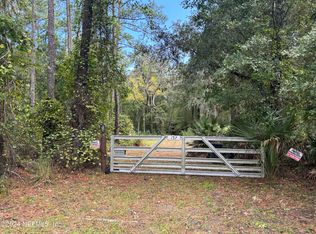 157 Pine Tree Rd, Palatka, FL 32177