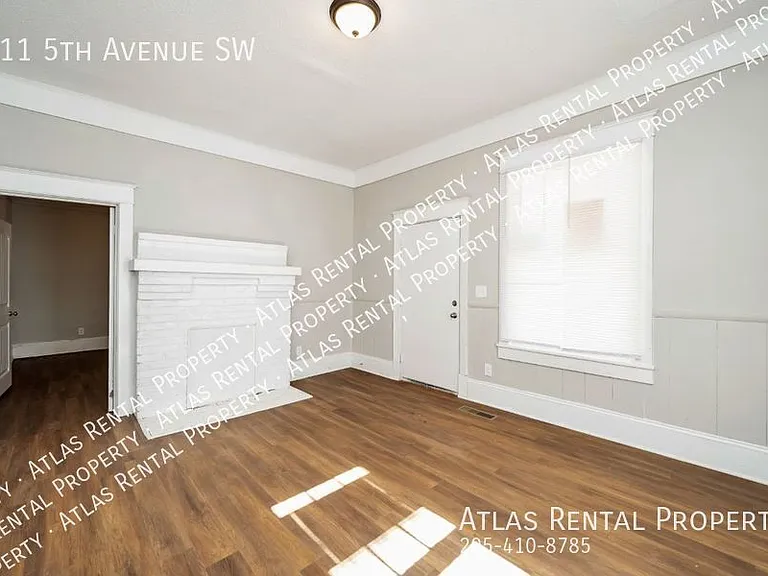 611 5th Ave SW — Photo 5