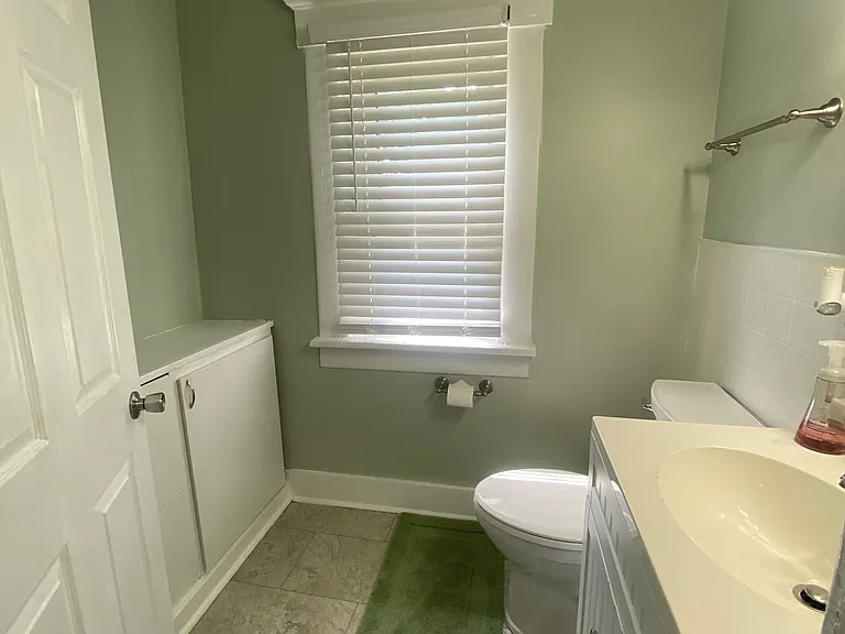 461 Oakwood Ave — Photo 7
