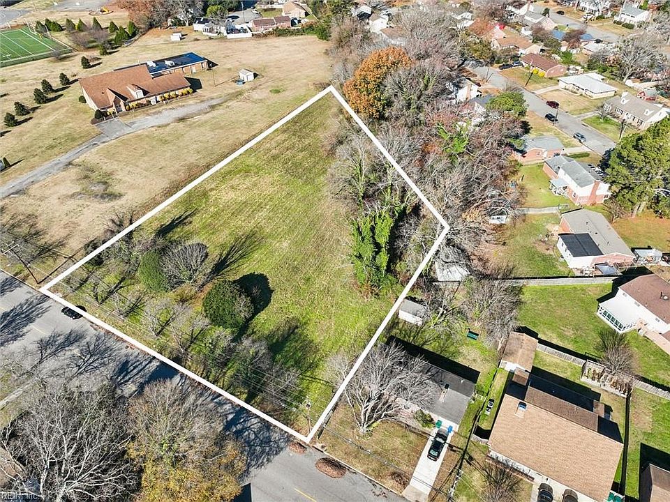 1st image of 691 Dresden Dr
