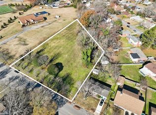 691 Dresden Dr, Newport News, VA