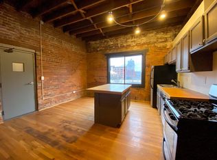 340 Reading Rd #B, Cincinnati, OH 45202