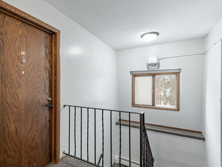 925 West Branch St — Photo 25